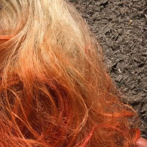 Ombré blonde and orange wig text me if interested